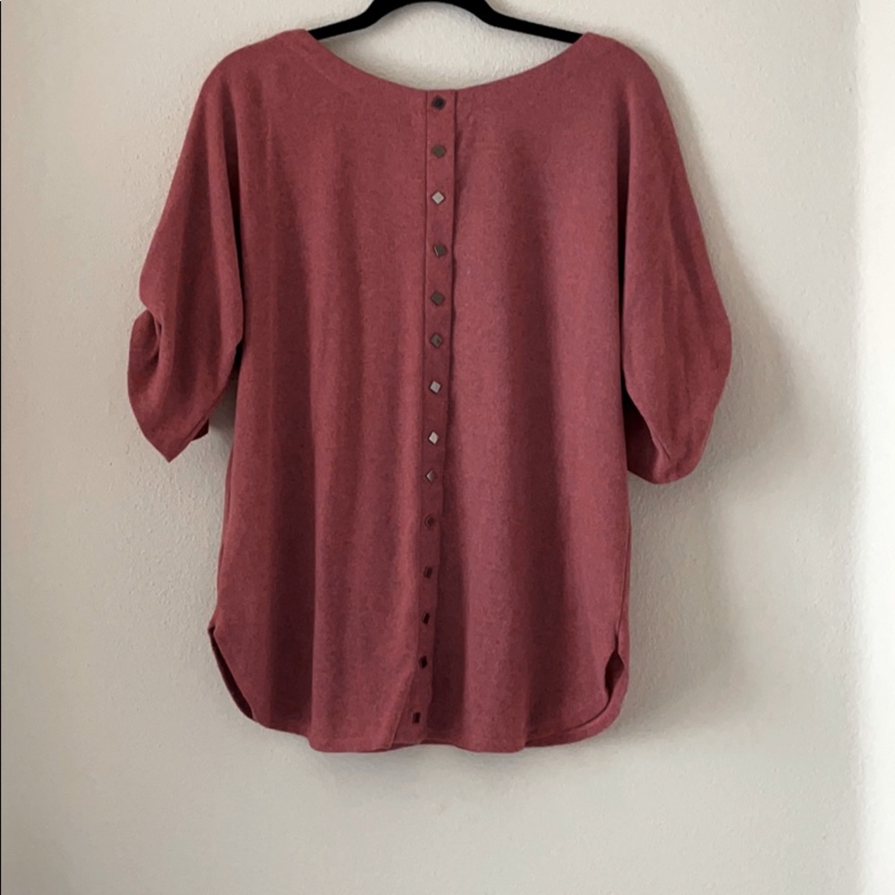 short sleeve sweater w/ silver embellishments